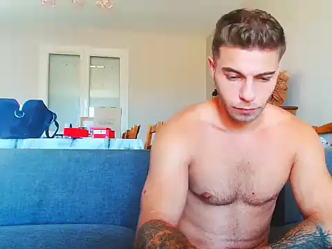 Elkafit28 live cam on StripChat
