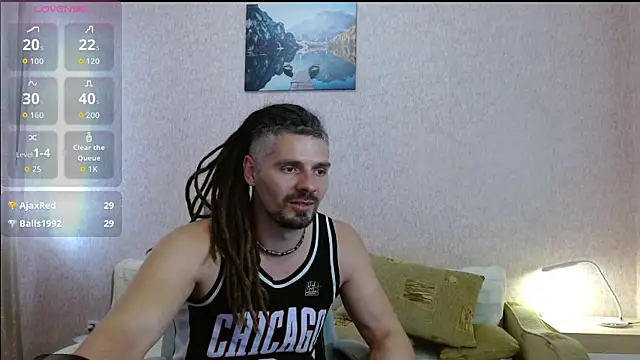 Aestheticguy101 webcam