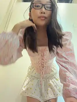 trytomakememoam webcam