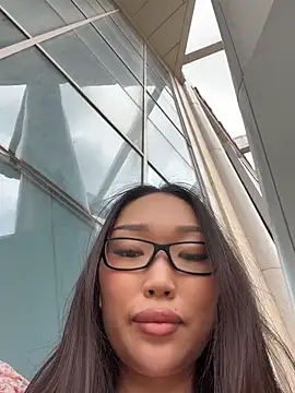 trytomakememoam webcam