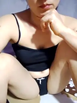 Asami_6868 webcam