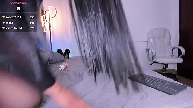 AmaraLewis webcam