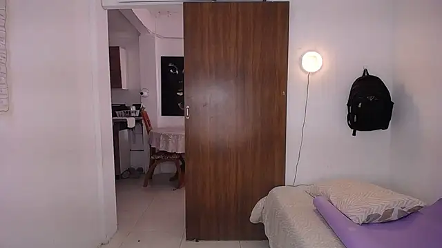 yselahot webcam
