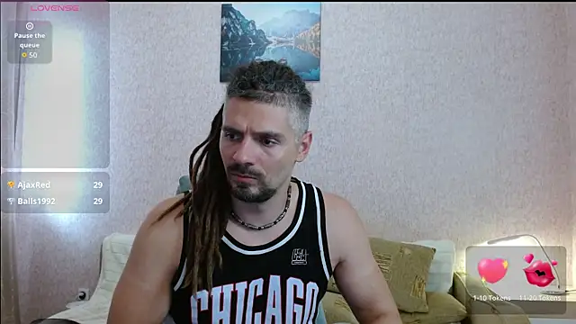 Aestheticguy101 webcam