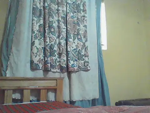 Smillie_prety webcam