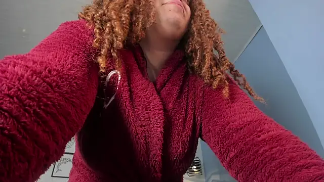 ninna_curly webcam