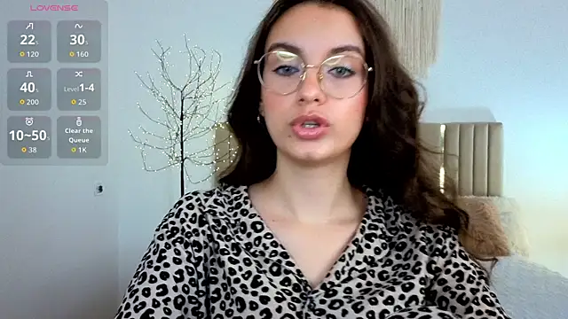 Real_cutie1 webcam