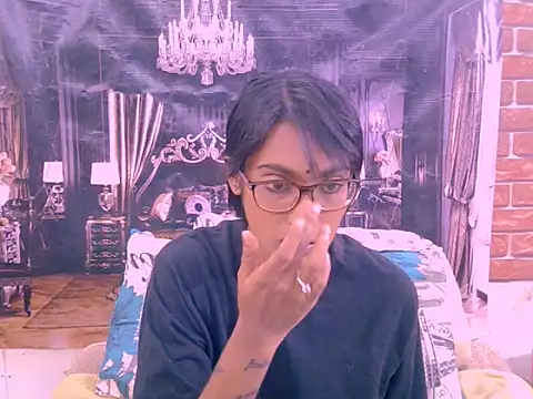 IndianRebel4u2Luv webcam
