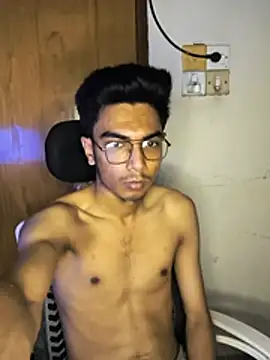 hornybrooo webcam