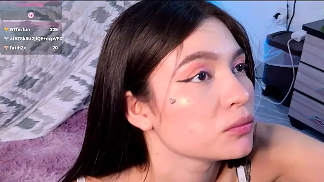 Billie_Eilish___ webcam