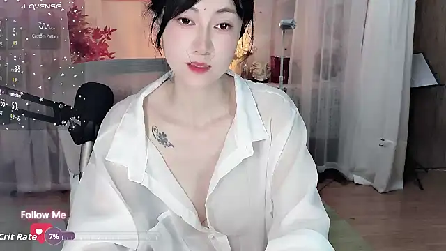 noomi-1111 webcam