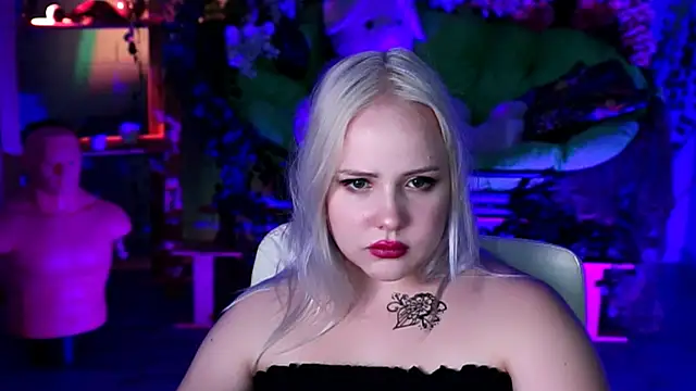 stellawatts webcam