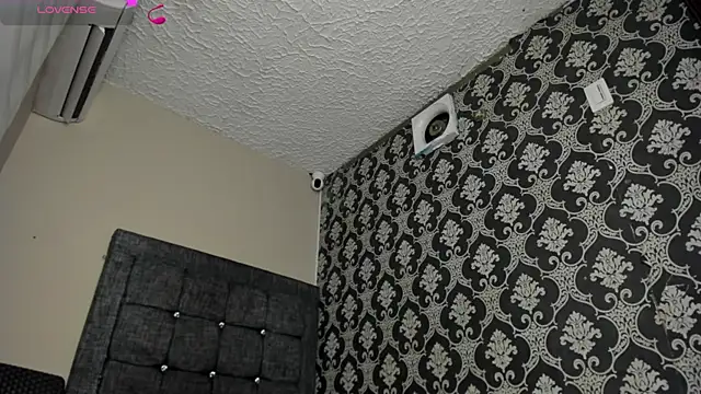 Brown_Skin19 webcam