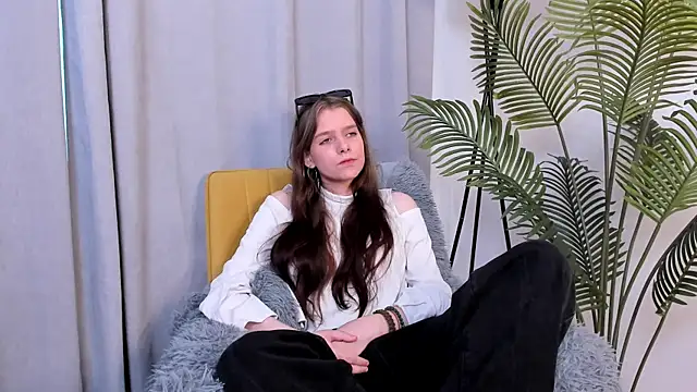 jeneeickert - JeneeIckert's free webcam - UK Sex Cams