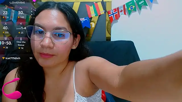hilary_hot19 webcam