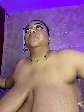 BiancaFollerach webcam