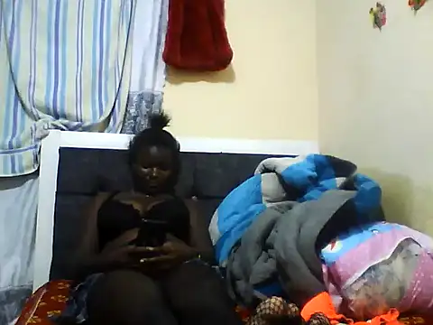 sexyslyy webcam