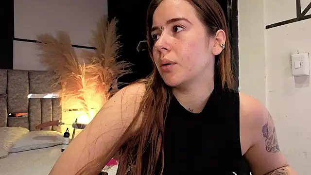 AlliceLover live sex cam