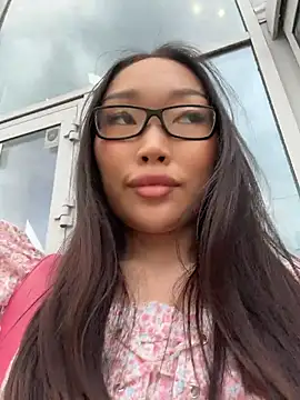 trytomakememoam webcam