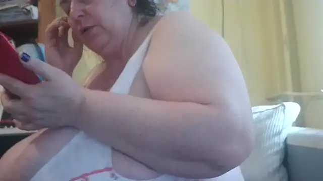Nataliesbestjuggs webcam