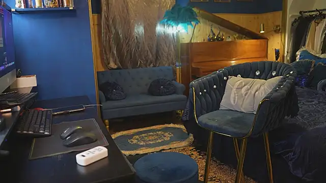 VanessaDoyle webcam