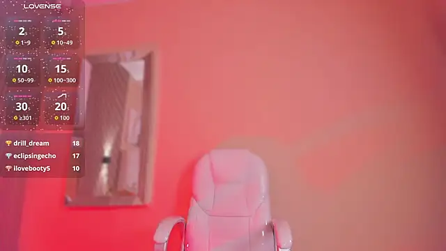 LisaLain webcam