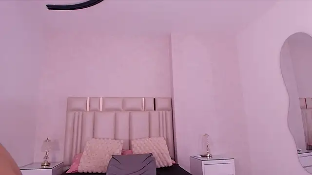 mia_velvett_ webcam