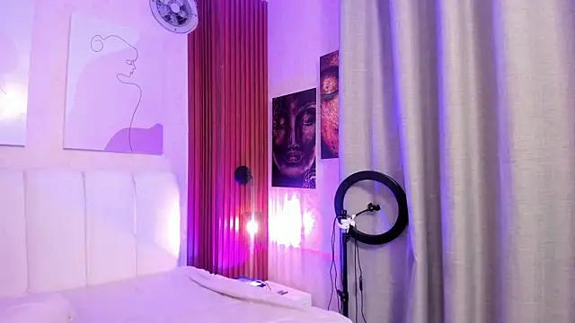 Millieskinny18 webcam