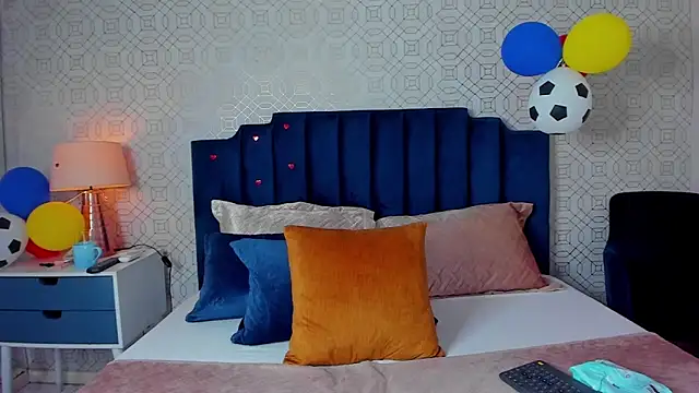 ashleythompson2025 webcam