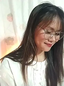 Sisi_dy01