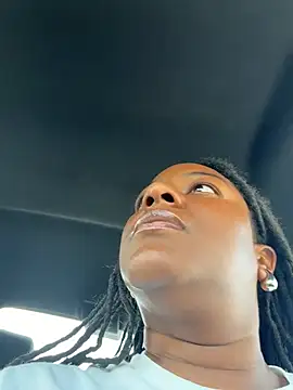 GirthGoddessCoco webcam