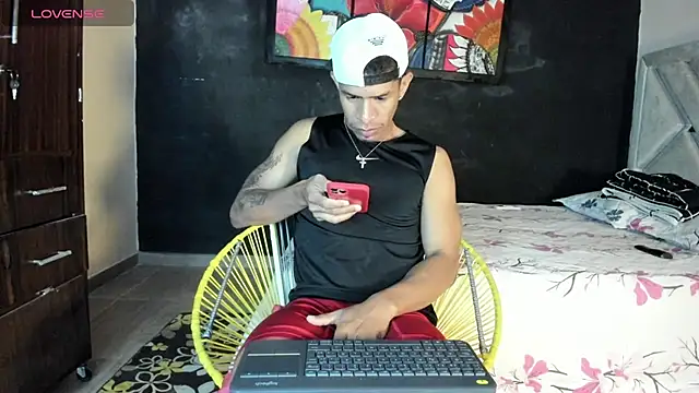 antonio_aguilarx webcam