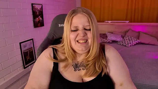 SladaDell webcam