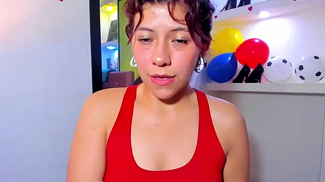 Raven_Rouge_ webcam