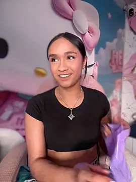 Isabella-Teen webcam