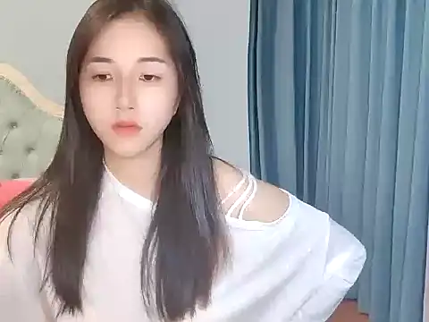 Qianqian-666 webcam
