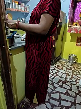 Priyasexcpl webcam
