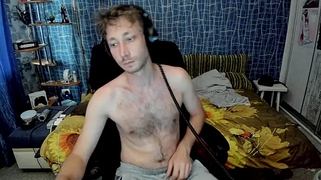 CuteBoy228 webcam
