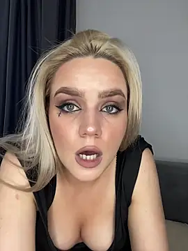 April_Purr webcam