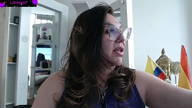 Myrnasexxx webcam