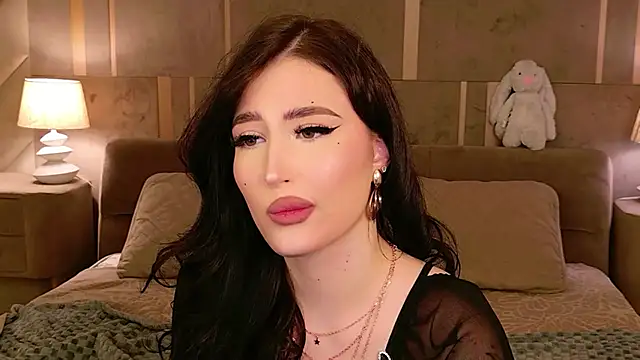 EmmaLawrens live cam on StripChat