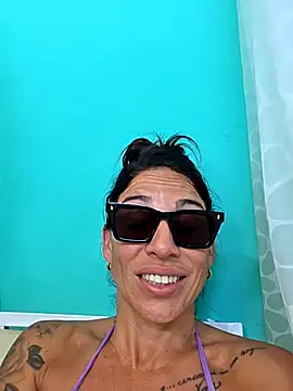 sexy7883 webcam