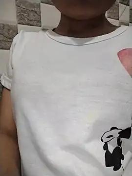 Wild_Kiara webcam