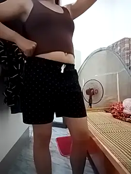 Bella-lynlyn webcam
