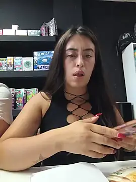 missnyrasecret - MissNyraSecret's free webcam - UK Sex Cams