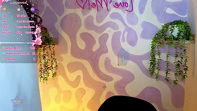 mia_scarlett7