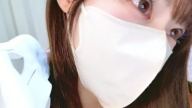 Mii_v_v Live Webcam on Stripchat