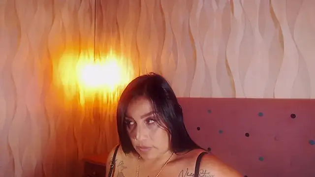 Milf_NaomiBraunx webcam