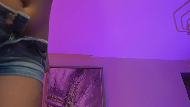 NaomiSainz webcam