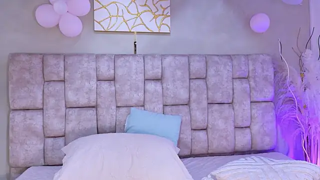 MelanyStone_